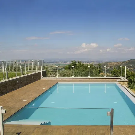 Fonte Al Vento كورتونا